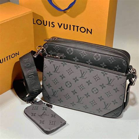 bandolera louis vuitton hombre original|bolso louis vuitton.